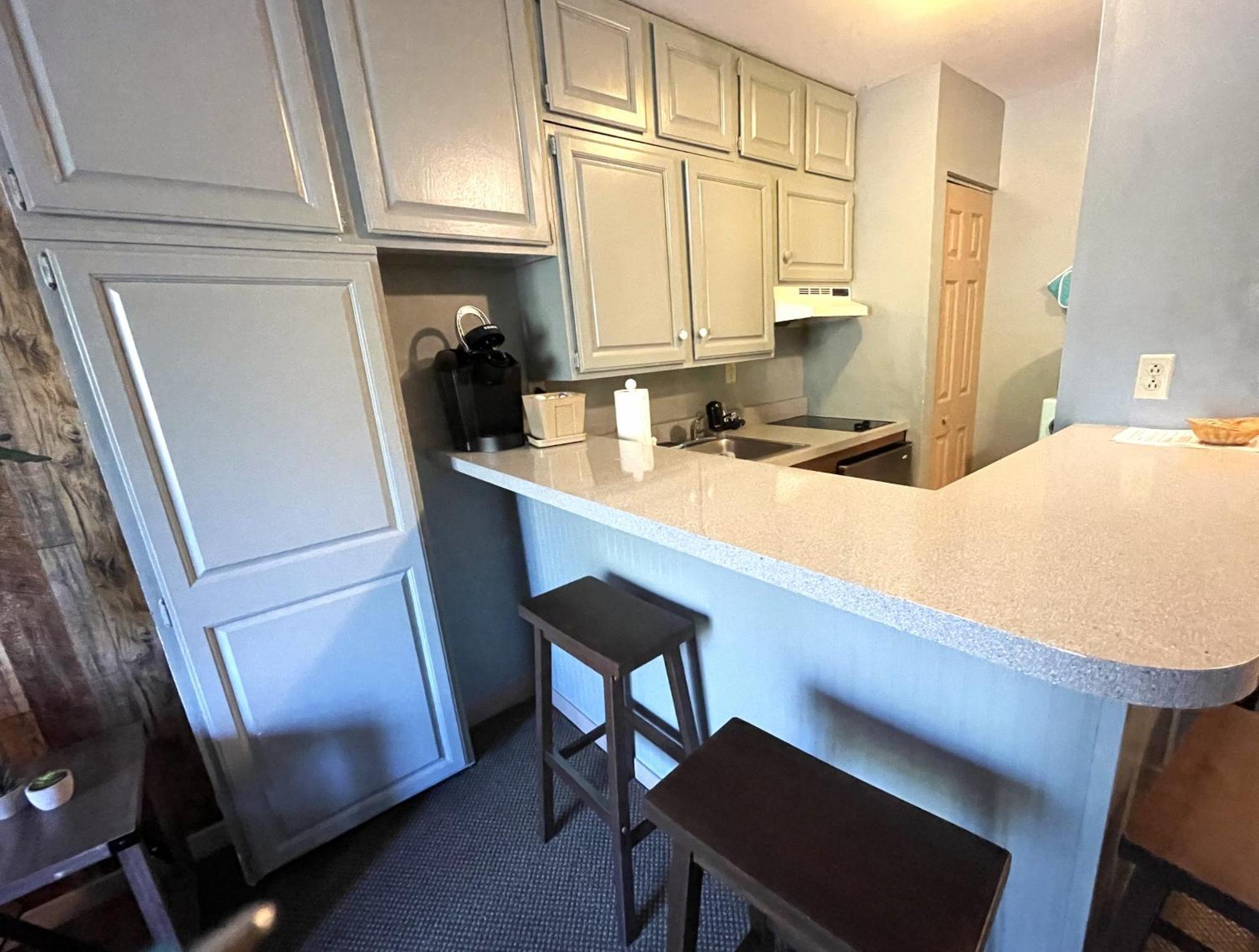 Gorgeous 1St Fl Mtn View Jiminy Suite Sleeps 4 Ski On Off Ганкок Екстер'єр фото